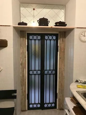 Casa Vacanze Casilina Апартаменты *